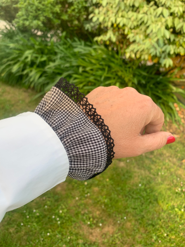 Accueil Manchette grise un accessoire mode a vos tenues